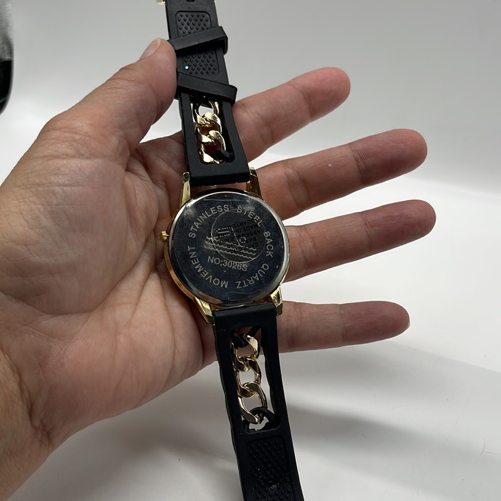 NIB Black, Gold & Rhinestone Statement Watch - Picture 6 of 9